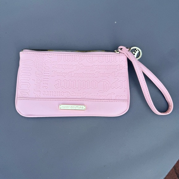 Juicy Couture Handbags - Juicy Couture Pink Debossed Monogram Wristlet Y2K Style EUC Barbiecore Baby Pink